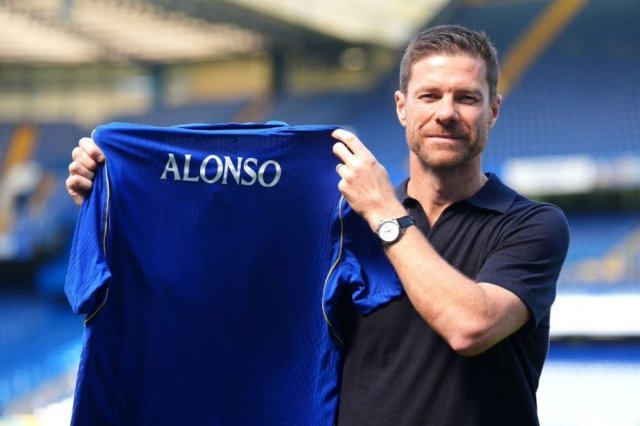 Xabi Alonso Praises Messi: Delivering Beyond Expectations